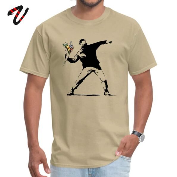 T-shirt Banksy – Lanceur de fleurs