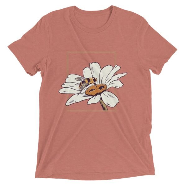 T-shirt Abeille butine une fleur