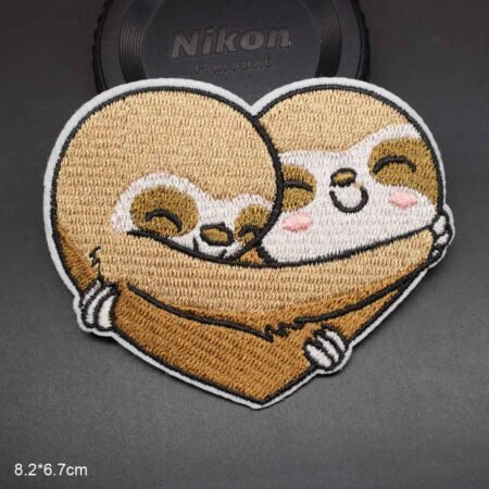 Patch brodé Paresseux amoureux