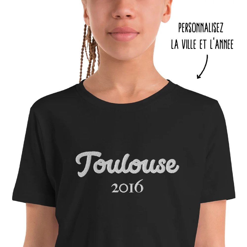 T-shirt personnalisé brodé Ville Année enfant