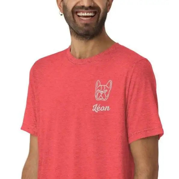 Privé : T-shirt personnalisé brodé Chien