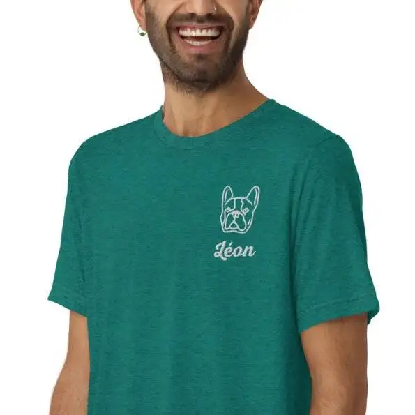 Privé : T-shirt personnalisé brodé Chien