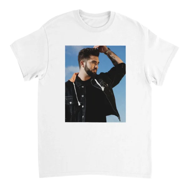 e8bdf9ac-f143-41b3-815b-1e6454196609